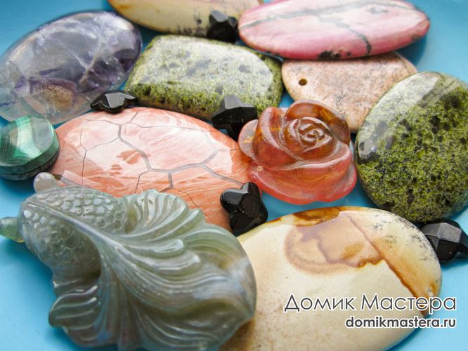 индийский агат, яшма, флюорит, родонит, змеевик, малахит, купить натуральные камни