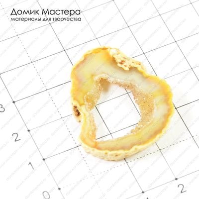 K-Bus-000426 - агат с кварцевой друзой, 35х28х5мм