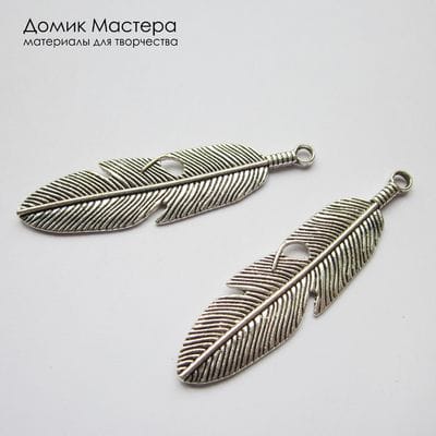 F-Pod-s-000360 - подвеска двусторонняя, перо, бижутерный сплав "под серебро", 61х15мм