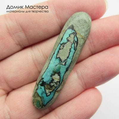 K-K-002355 - хризоколла на породе, кабошон, натуральный камень, месторождение - Россия, 46х11х7мм