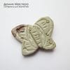 K-Bus-001099 - яшма, двусторонняя резная  бусина, натуральный камень, Африка, бабочка, 23х30х4мм