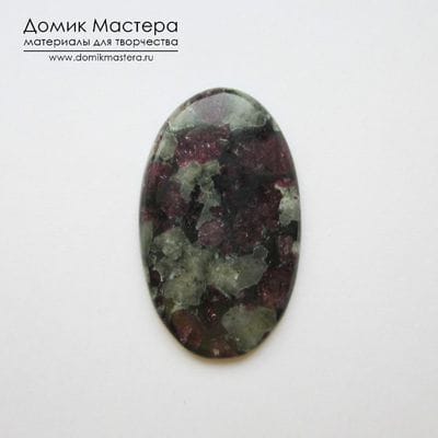 K-K-000978 - эвдиалит, кабошон, Россия, 32х19х2мм
