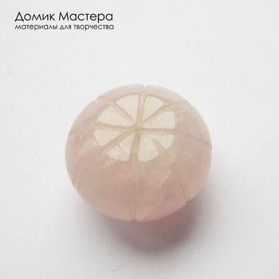 K-K-002314 - кварц розовый, резной кабошон (полубусина!), натуральный камень,  19х19х12мм