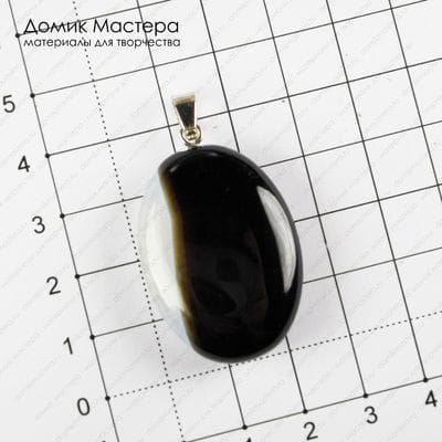 K-Kul-000857 - агат, с кварцевой друзой, подвеска, натуральный камень, 34х25х8мм, двояковыпуклая, двусторонняя