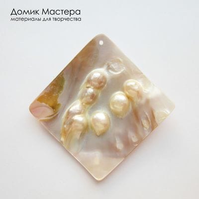 K-Kul-001060 - перламутр, жемчужница, подвеска,  натуральный, 53х51х3мм