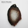 K-Kul-001154 - агат с кварцевой друзой, подвеска, срез, натуральный камень, 65х41х4мм