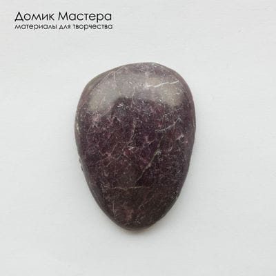 K-K-002436 - клинохлор хромистый, кабошон, натуральный камень, 51х36х10мм, Россия